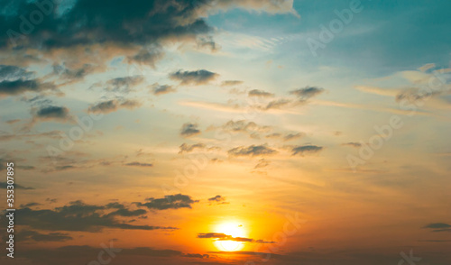 sunset with blue sky and cloud © sarayutoat