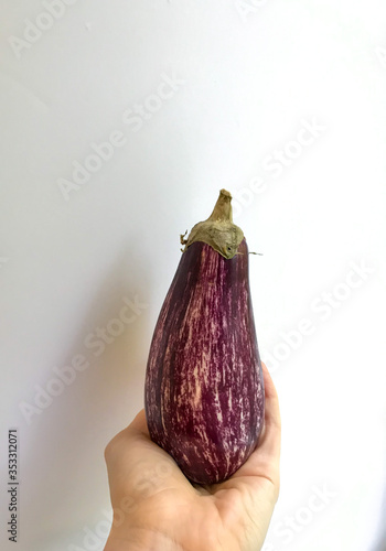 fresh, purple eggplant, vegetarian food