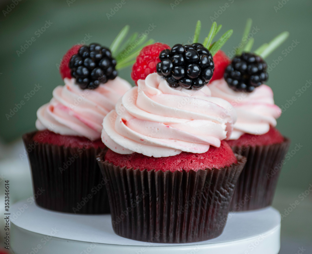 Fruit cup cakes prepared with a special presentation. Fruit cup cakes prepared with a special presentation.