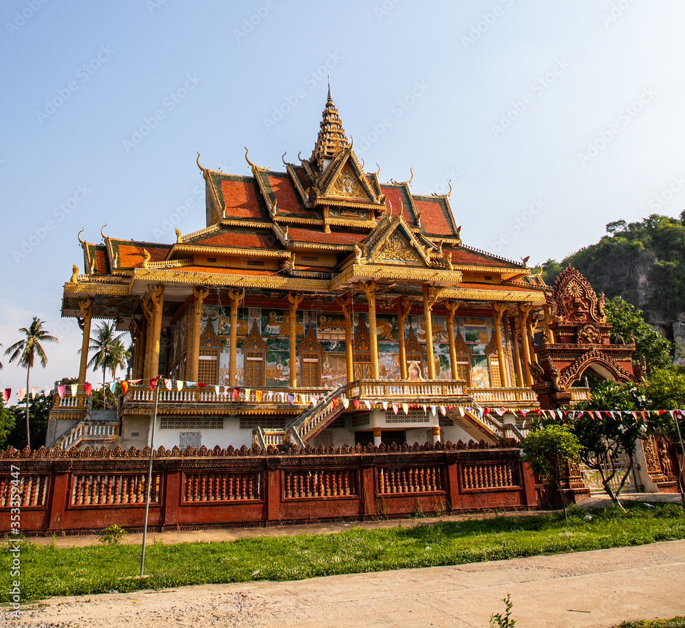 Naklejka premium Phnom Sampow Pagoda, a buddhist temple of Battambang, Cambodia