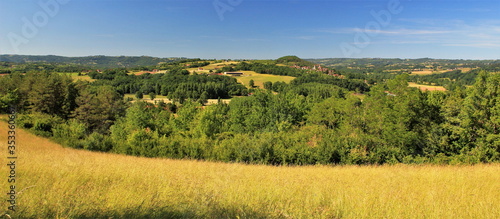 Vue sur Curemonte  Corr  ze 