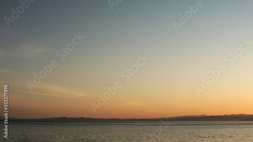 夕日の海 © hoshi