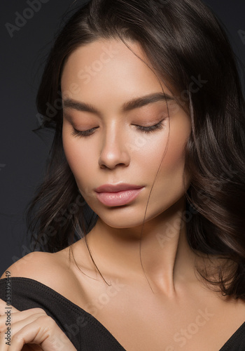Asian beauty woman face natural makeup head shot