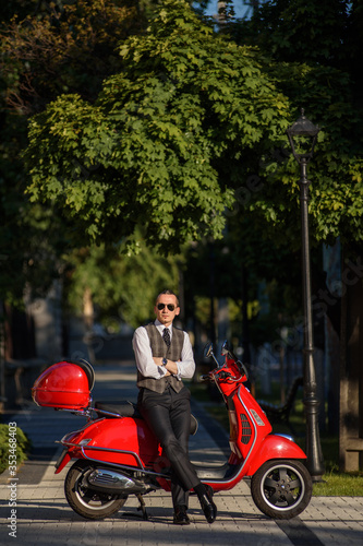 Young handsome man with sunglasses