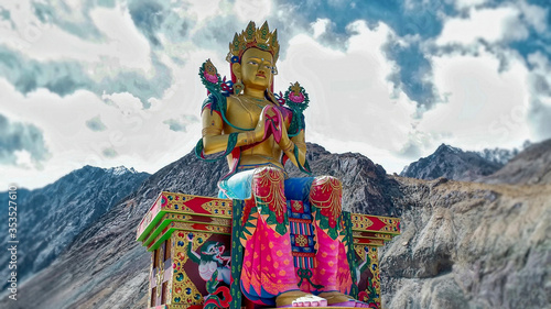 the statue of Buddha at tibet