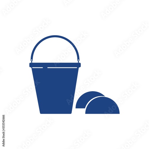 Sand bucket