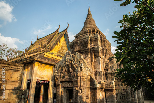 Billede på lærred Nokorbachey temple (Nokor Bachey pagoda), Kampong Cham, Cambodia