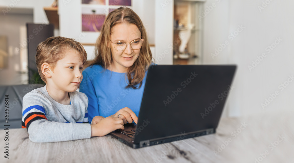 home office - work from home with the children home office - work from home with the children