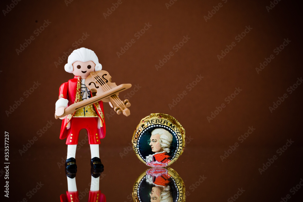 Lippstadt - Deutschland 29.Mai 2020 Playmobil Mozart mit einer original  Mozartkugel Stock Photo | Adobe Stock