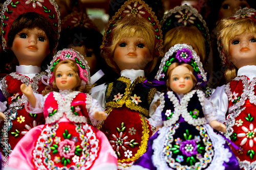 Ungarische Puppen