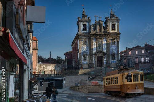 Line #22 tram at Church of Saint Ildefonso, Porto, Portugal