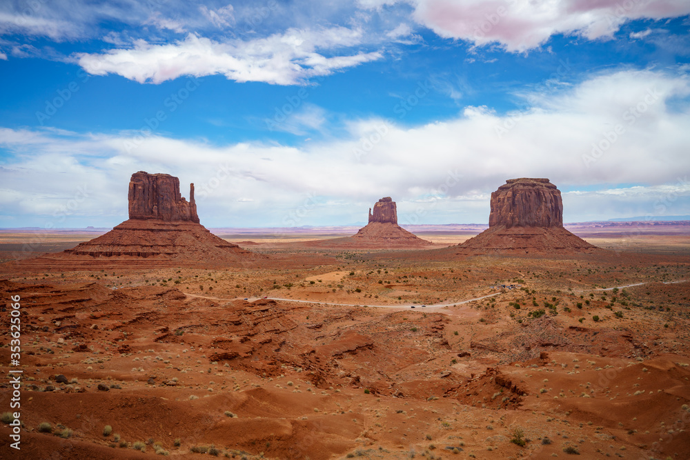 the scenic drive in the monument valley, usa