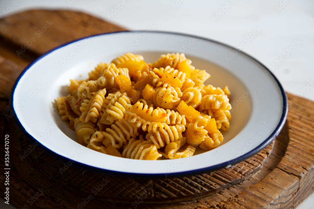 Pasta with tomato and sardines paste Pasta with tomato and sardines paste