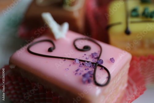 Obraz na plátně Kuchen: Petit four