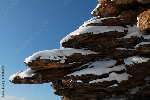 Winter Russia Forest Trees Mountains Snow Cold Path Creek Trees photo