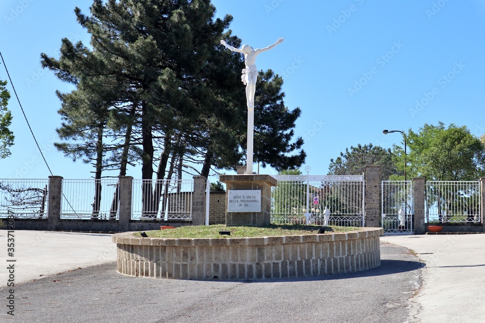 Obraz premium Maddaloni - Piazzale del Santuario di San Michele