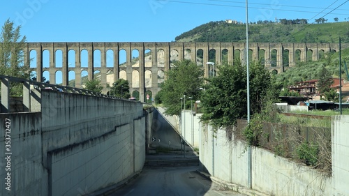 Valle di Maddaloni - Acquedotto Carolino dallo svincolo photo