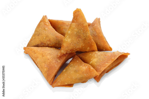 Fotografie samosa ,samosa Isolated on white background ,indian food