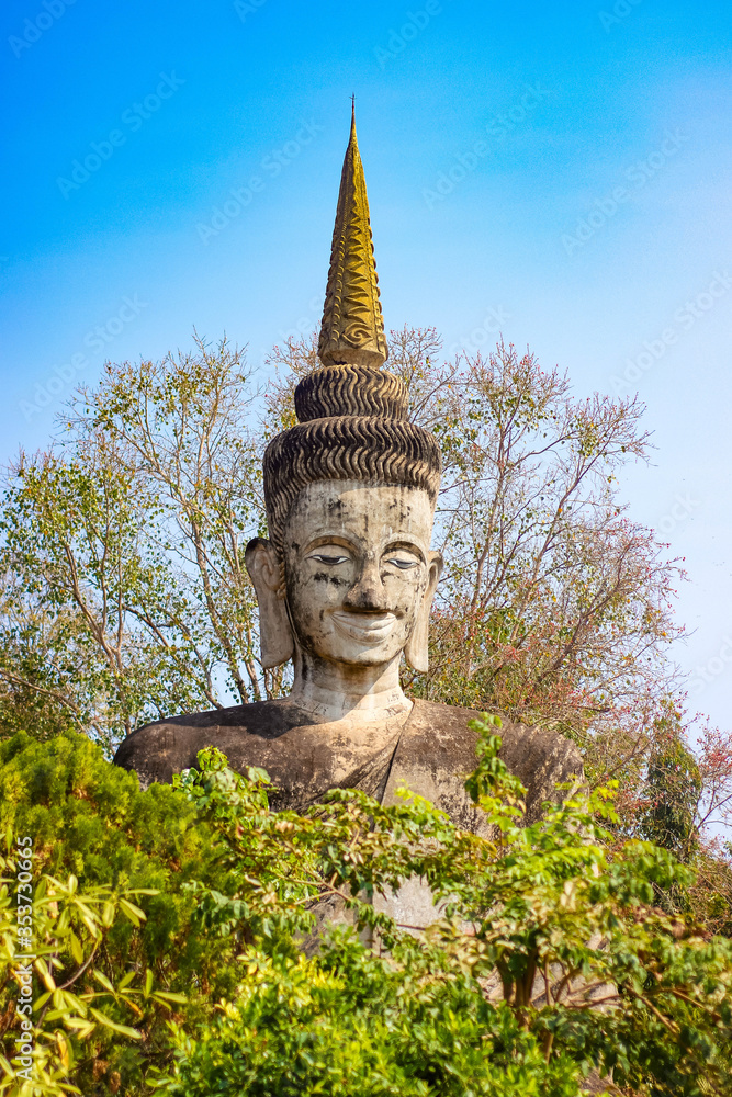 Obraz premium A beautiful view of statues in Buddha Park at Nong Khai, Thailand.