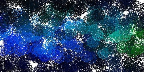 Light Blue, Green vector texture with bright snowflakes.