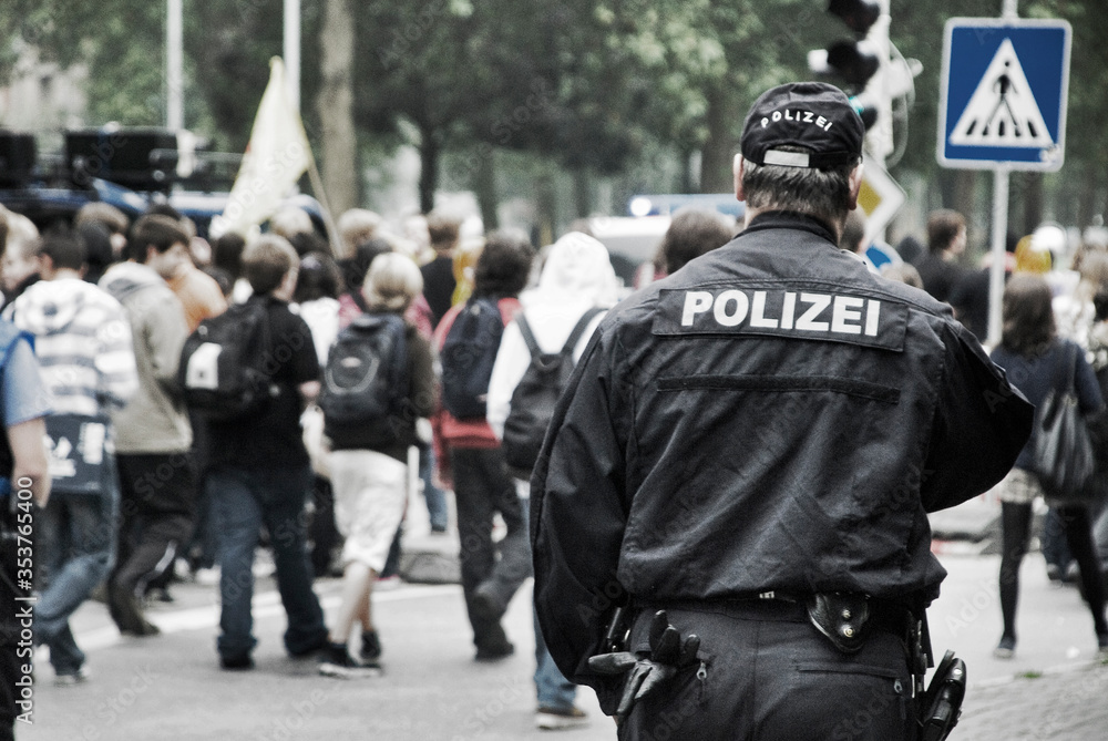 Policeman photographed in Frankfurt am Main, Germany. Picture made in 2009. Policeman photographed in Frankfurt am Main, Germany. Picture made in 2009.