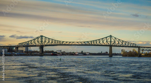 Pont Jacques cartier de Montréal  - Jacques Cartier Bridge photo