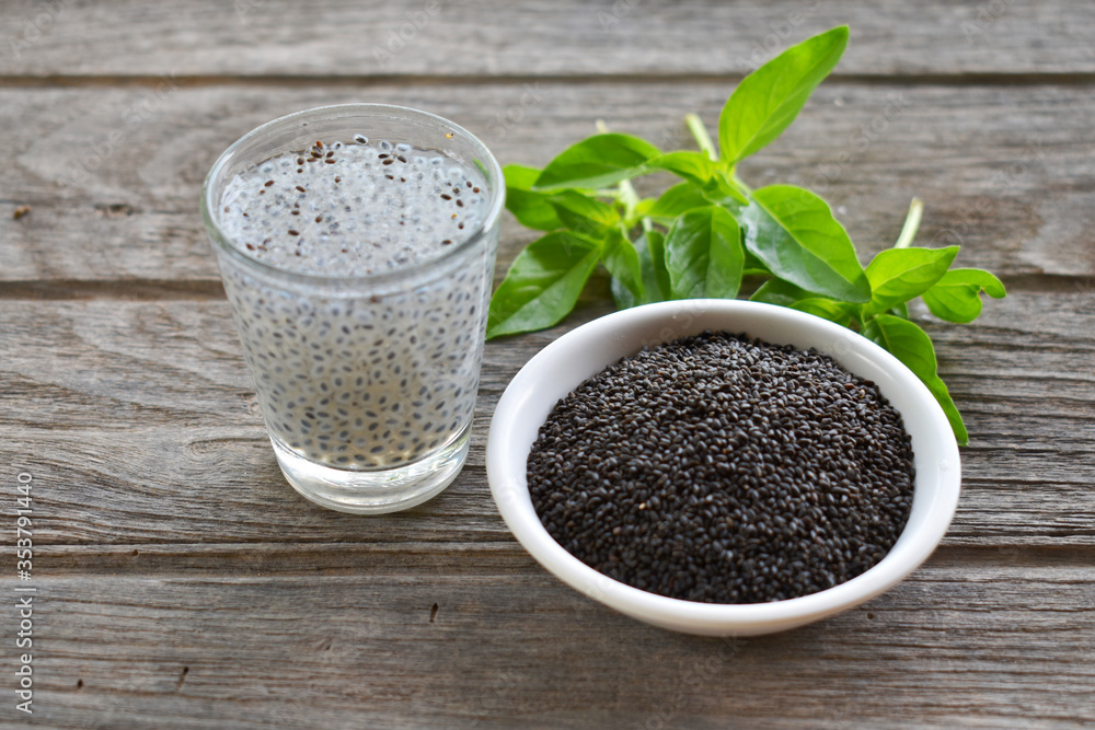 Lemon basil seeds soaked in water are used as laxatives to eat