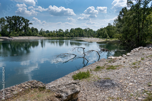 Panorami del fiume Adda tra Vaprio e Fara Gera, Lombardia photo