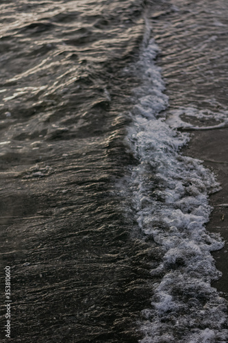 Wallpaper Mural waves on the shore Torontodigital.ca