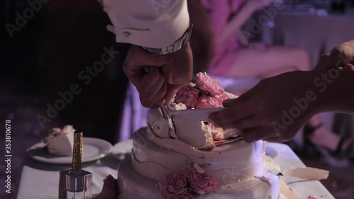 cut the cake at the wedding ceremony