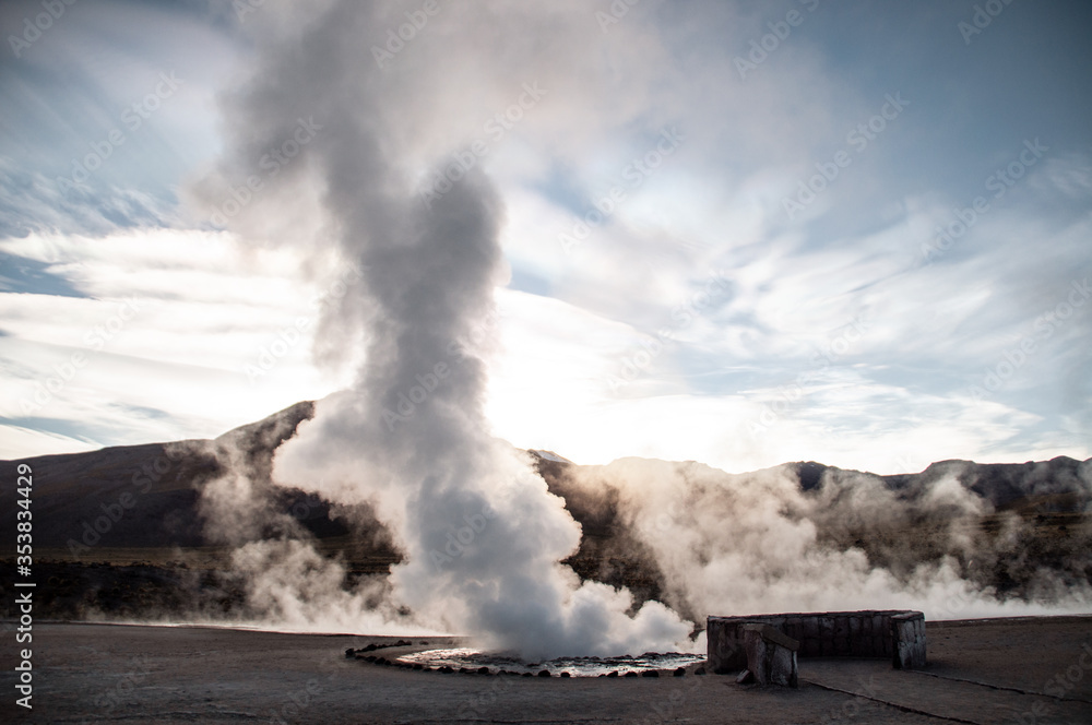 Fototapeta premium Hot geysers in the empty Atacama Desert in Chile