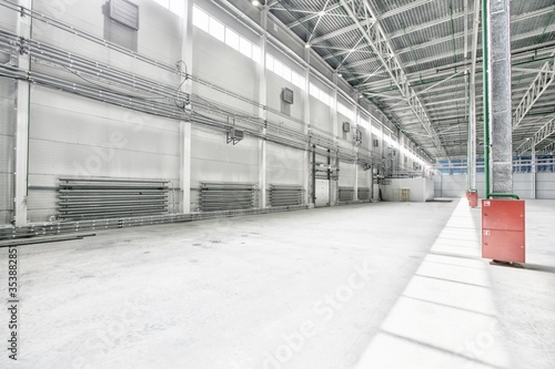 Interior of empty warehouse or garage © gluschenkoart