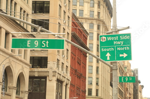 new york street sign