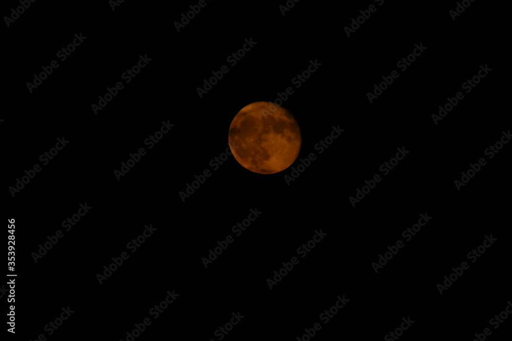 Fototapeta premium Luna roja