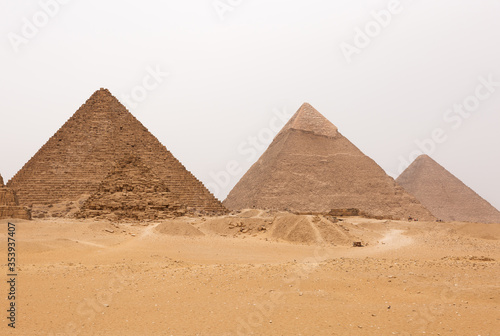 Pyramid of Menkaure, Khafre and the great Pyramid
