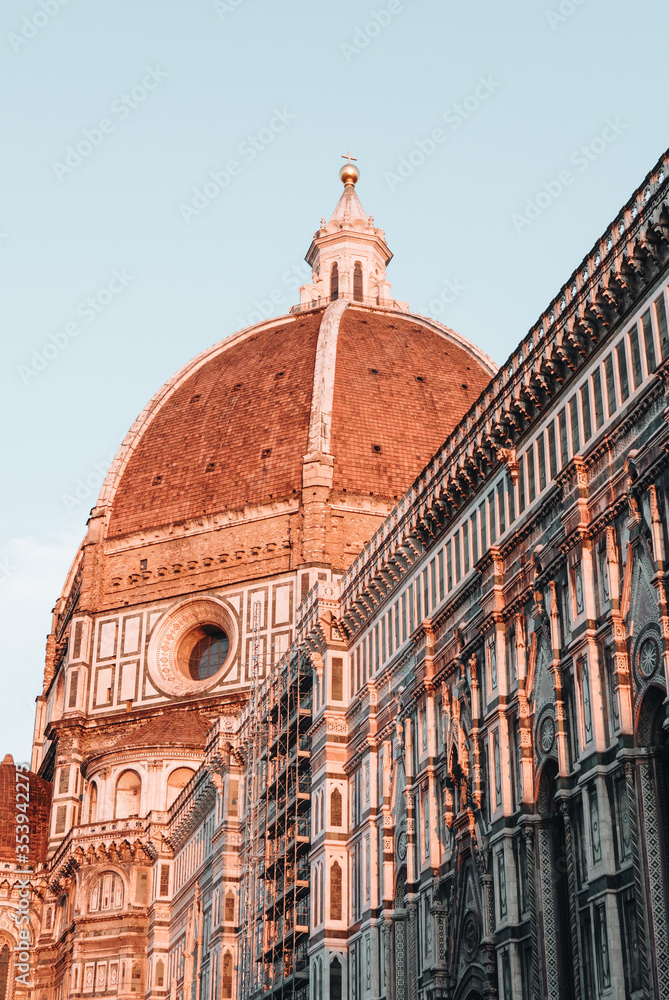 florence cathedral at sunset with clear sky