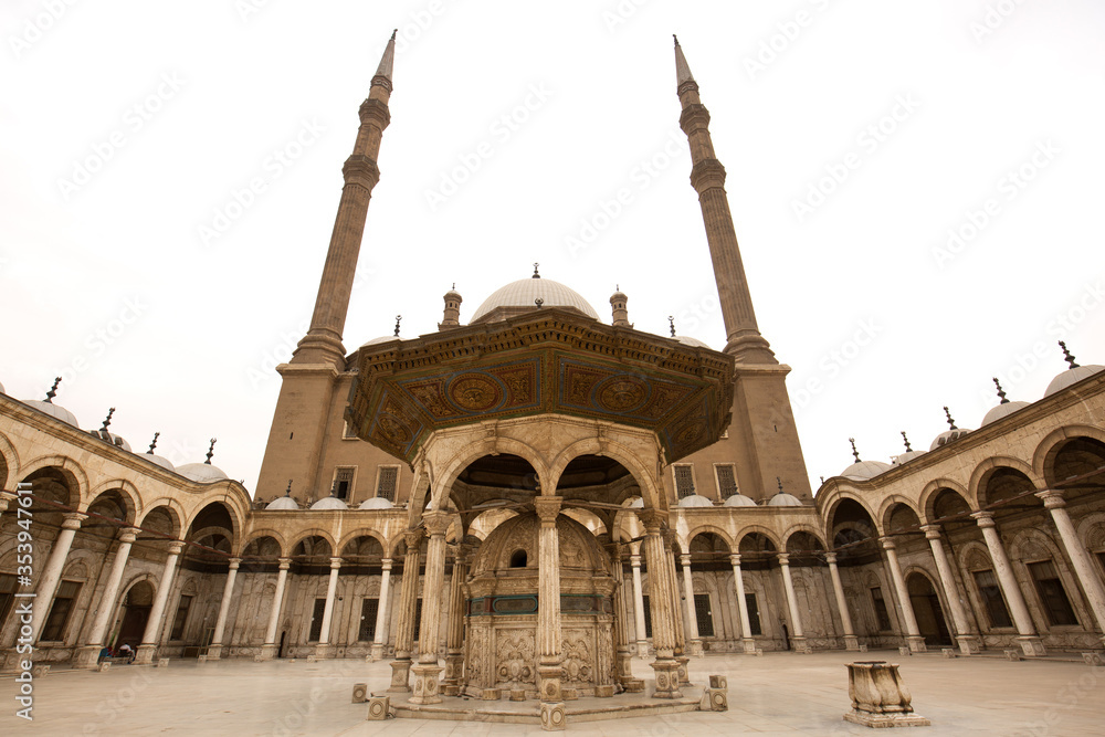 Fototapeta premium Muhammad Ali Pasha tomb made of Carrara marble, in the courtyard of the Mohamed Ali mosque.