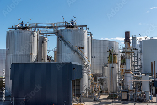 oil and gas plant in australia