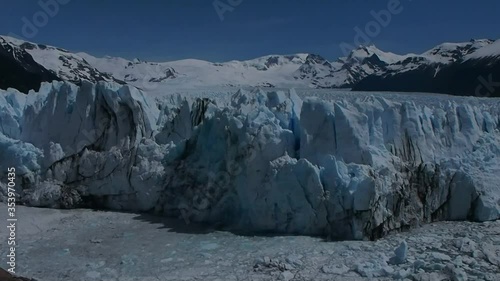 Wallpaper Mural ice breaking off perito moreno glacier, argentina Torontodigital.ca