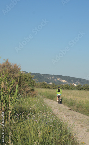 Vélo sur les chemins du sud-est de la France