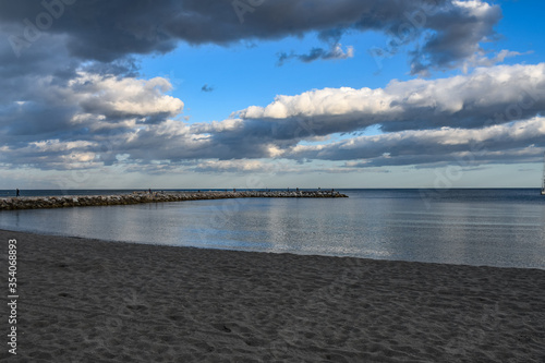 Wallpaper Mural pier on the lake Torontodigital.ca
