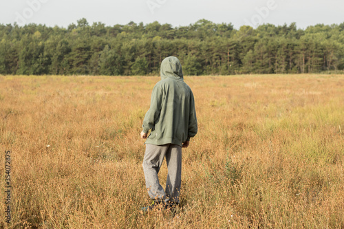 A man in a field © Maxime