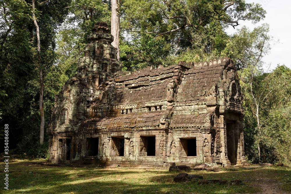 Angkor, Preah Khan-Tempel. Der buddhistische Tempel des 12. Jhdts ist in Teilen noch vom Dschungel überwuchert, Krong Siem Reap, Siem Reap Province, Kambodscha Angkor, Preah Khan-Tempel. Der buddhistische Tempel des 12. Jhdts ist in Teilen noch vom Dschungel überwuchert, Krong Siem Reap, Siem Reap Province, Kambodscha