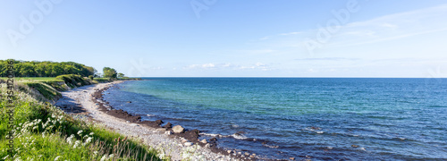 Fototapeta Naklejka Na Ścianę i Meble -  view of the sea - landscape of blue water and sky 