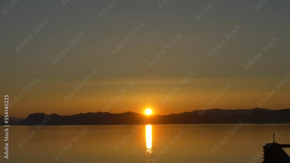 夕日の海 夕日の海