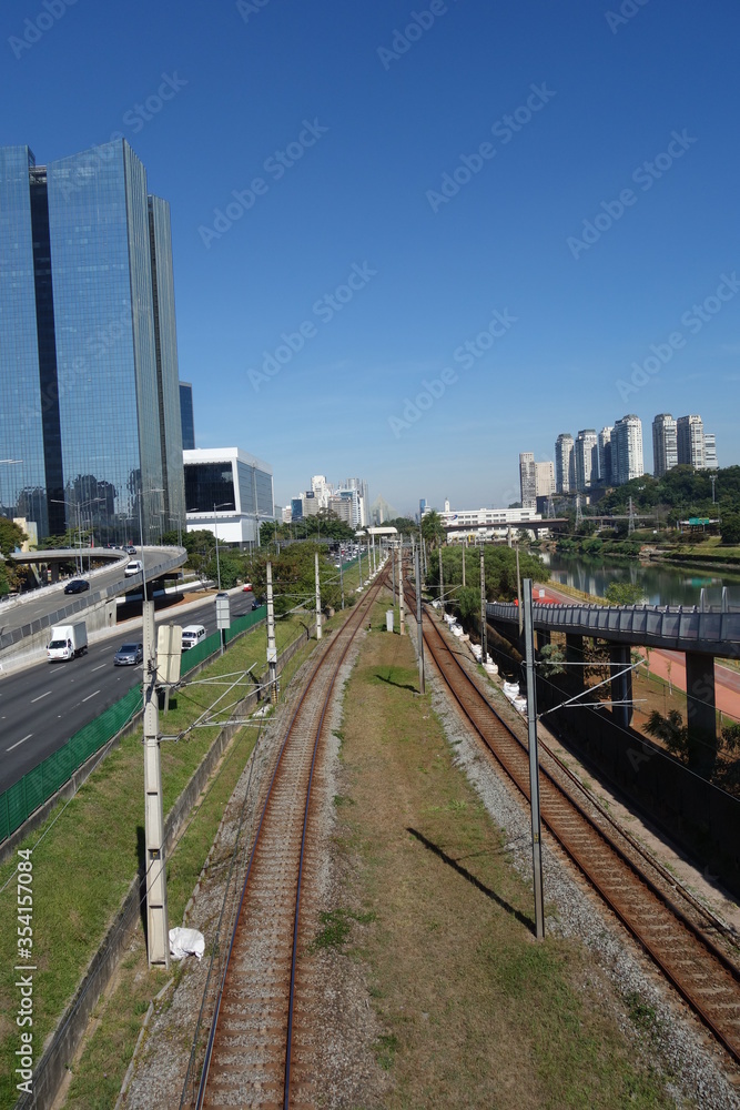 Sao Paulo/Brazil: Pinheiros avenue, train line, cityscape Sao Paulo/Brazil: Pinheiros avenue, train line, cityscape
