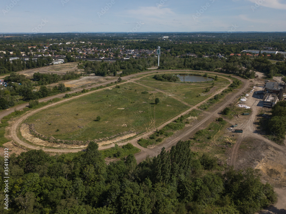 Die alte Trabrennbahn in Recklinghausen direkt an der A2 Die alte Trabrennbahn in Recklinghausen direkt an der A2