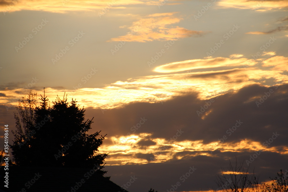 Fototapeta premium Spring Sunset, Edmonton, Alberta