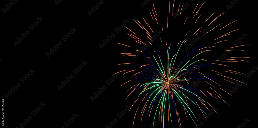 Fototapeta premium Sparkle Fireworks in Night Sky