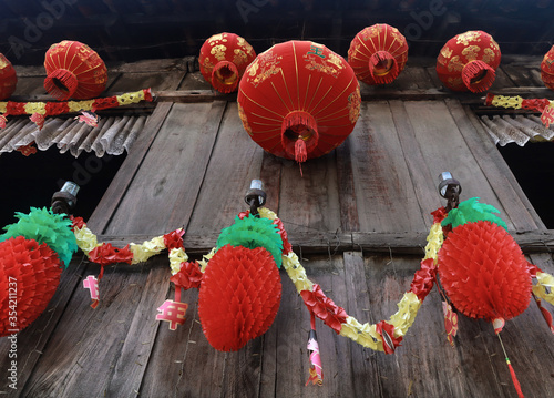 Billede på lærred Cebu / Philippines - February 15, 2020: A chinese decor outside the Yap-Sandiego ancestral house